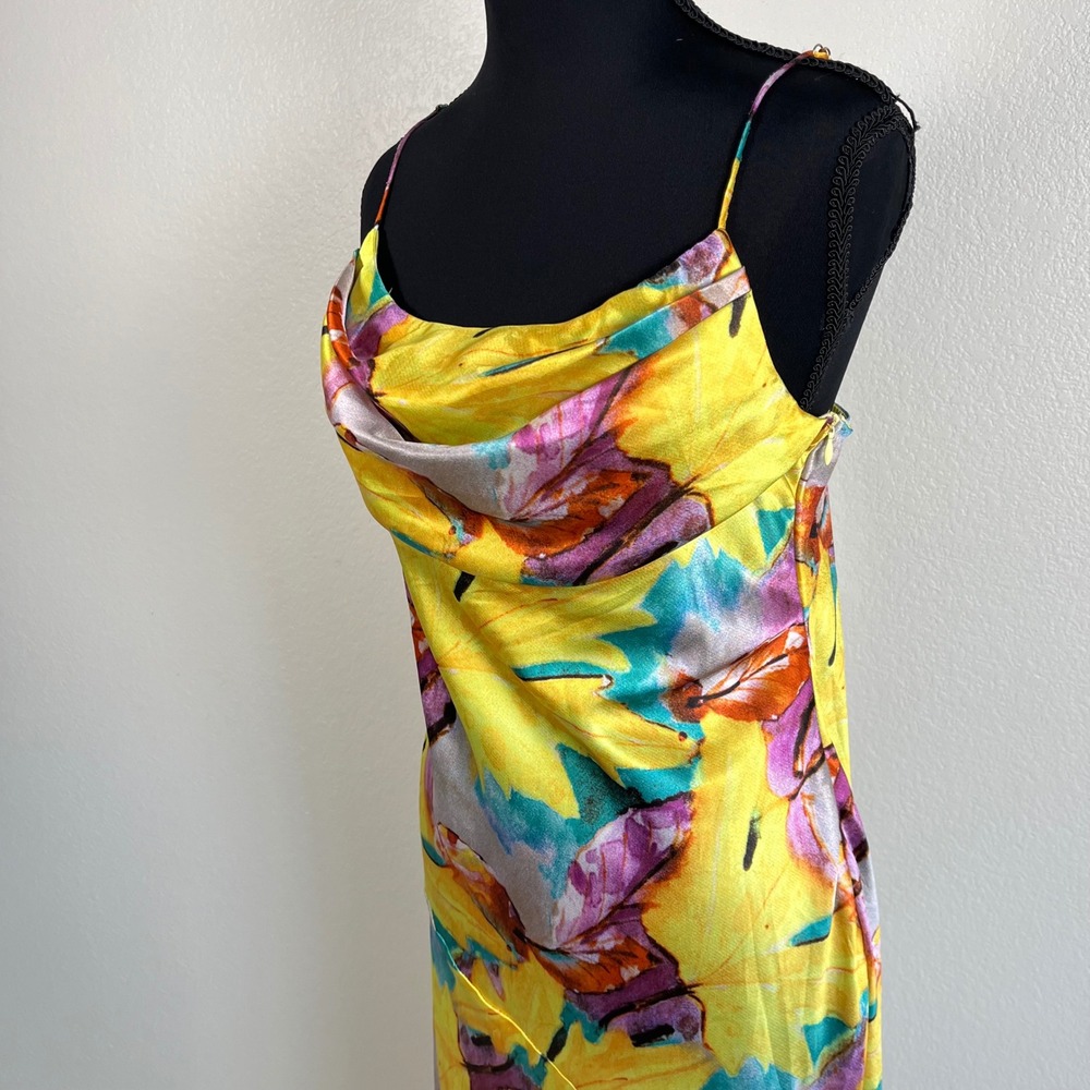 One and Only Collective Y2K Yellow Floral/Leaf‎ Print Cowl Neck Satin Midi Sz L - Picture 4 of 12
